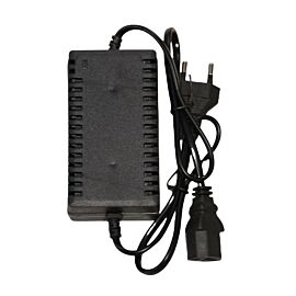 Зарядний пристрій для оприскувача 12V